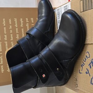 Women's Giraudon Sleek Black Leather Strap Boots
